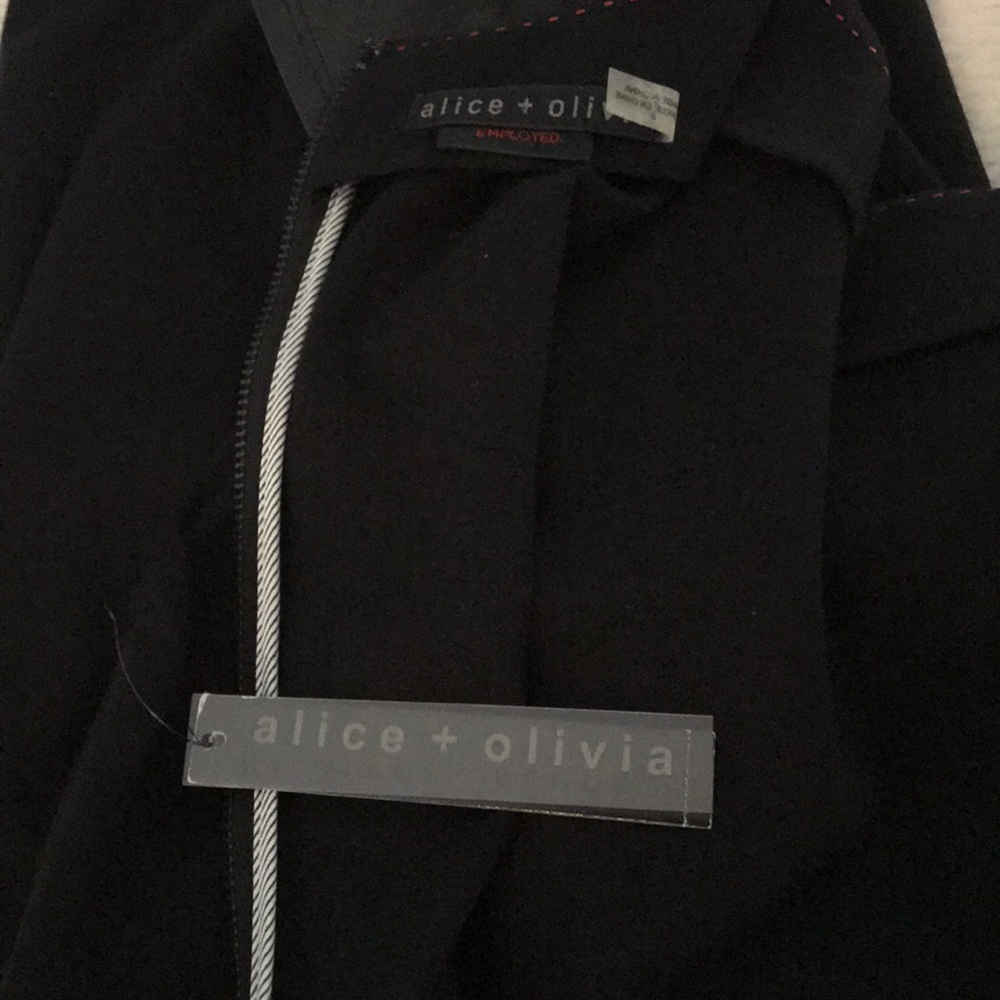 ALICE + OLIVIA GRACIE LEATHER-SLEEVE DRESS NWT - Picture 6 of 8